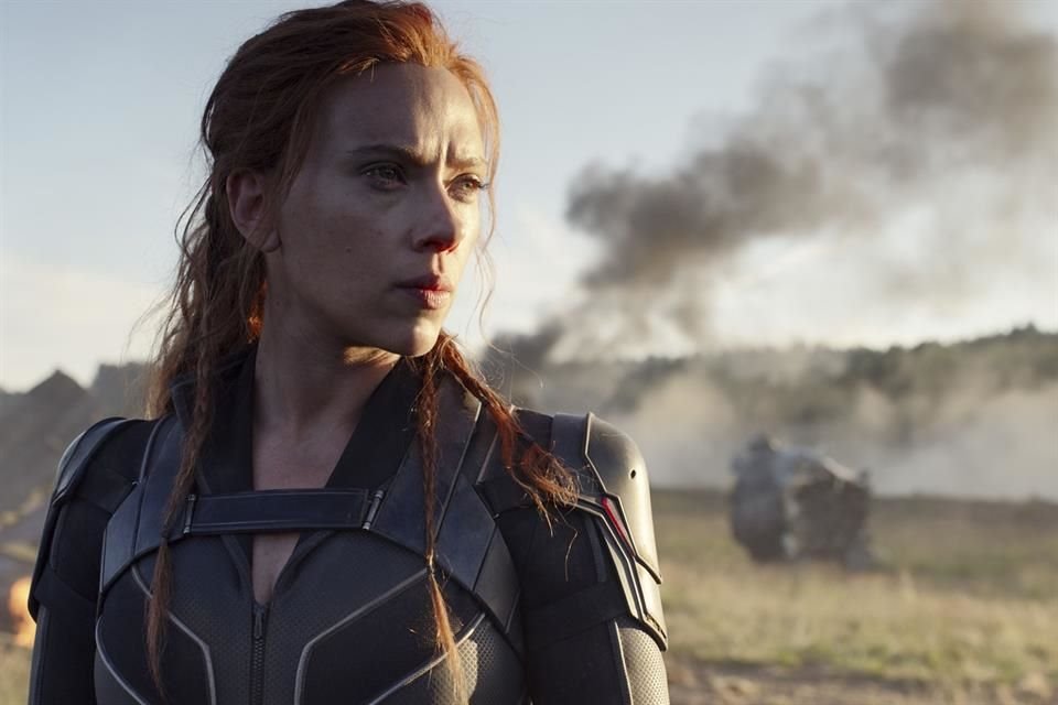 Podrían retrasar estreno de 'Black Widow' por los malos resultados en películas estrenadas en medio de la pandemia.