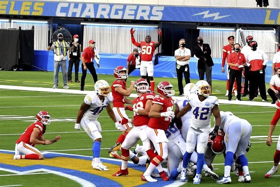 Harrison Butker hizo la patada del triunfo para los Jefes.