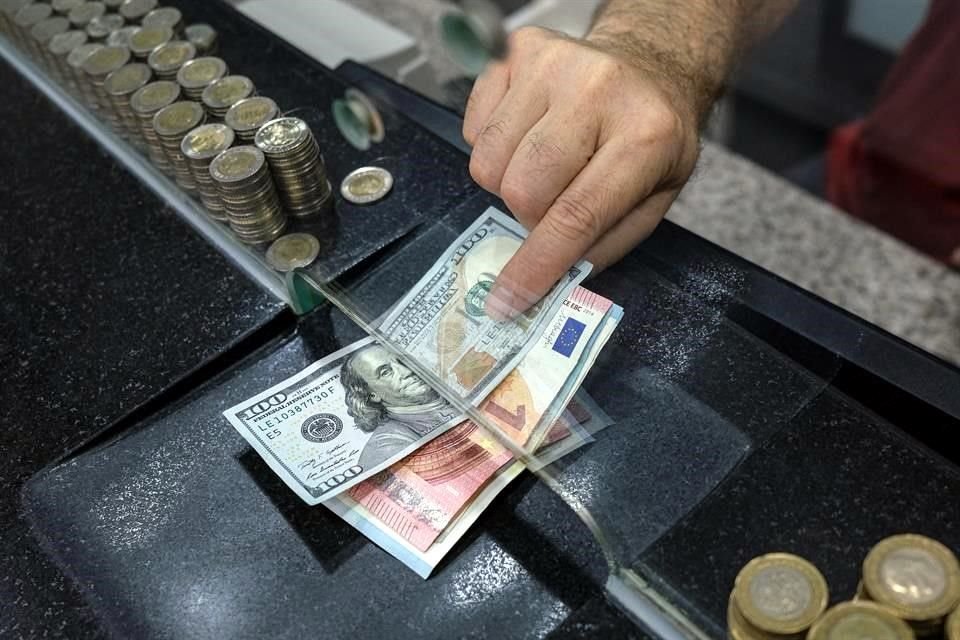 Por primera vez en 20 años, el euro alcanzó la paridad con el dólar.