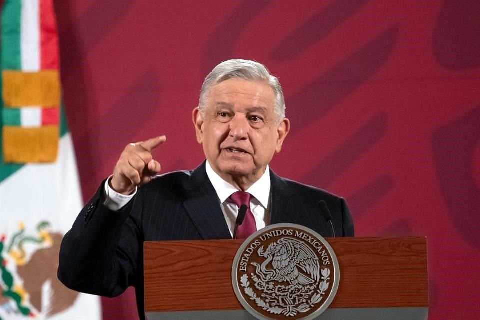 El Presidente López Obrador en su conferencia matutina de este martes.