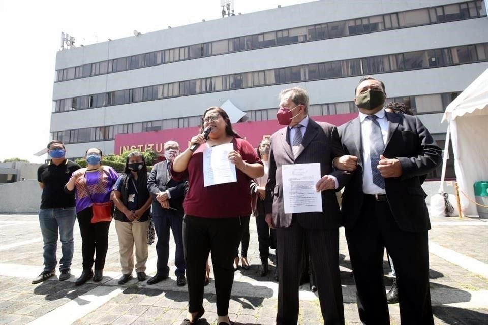 Porfirio Muñoz Ledo.