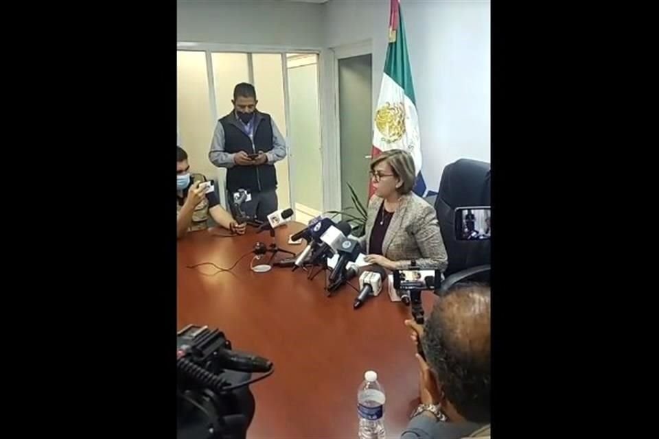 La Fiscal de Durango en conferencia de prensa.