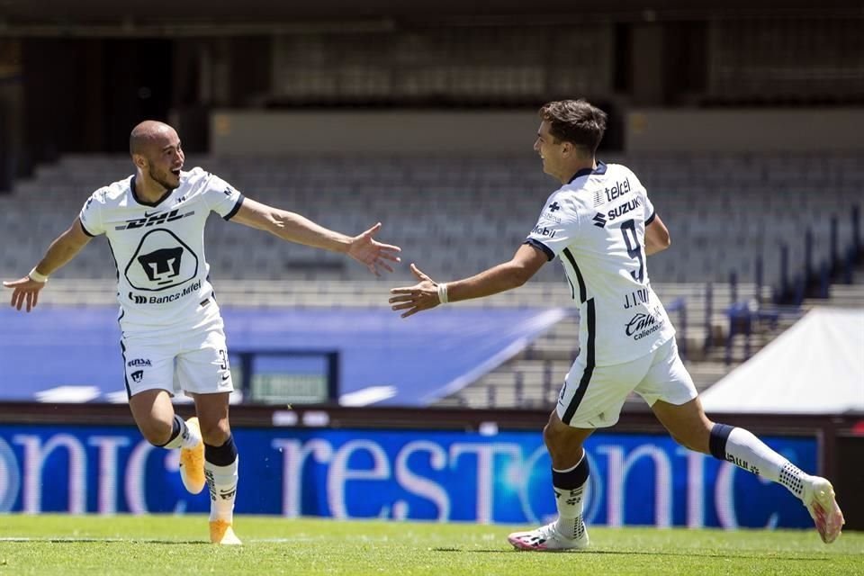 González y Dinenno forman una pareja letal en Pumas.