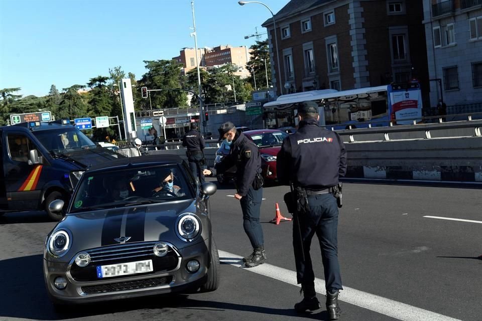 control en el distrito madrileño de Moncloa este sábado.