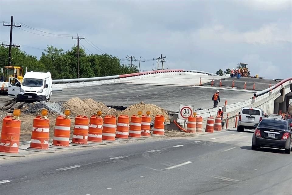 En el actual Gobierno se habrá canalizado una inversión de 325 mil 270 millones de pesos en carreteras.