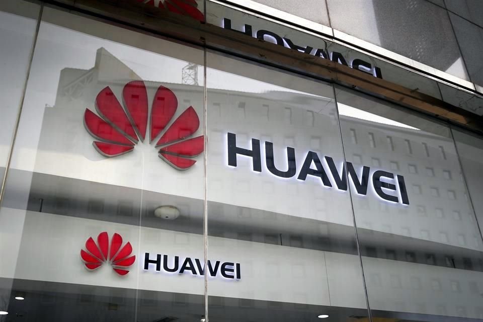 Huawei, el mayor proveedor mundial de equipos de telecomunicaciones, ha rechazado las acusaciones estadounidenses.