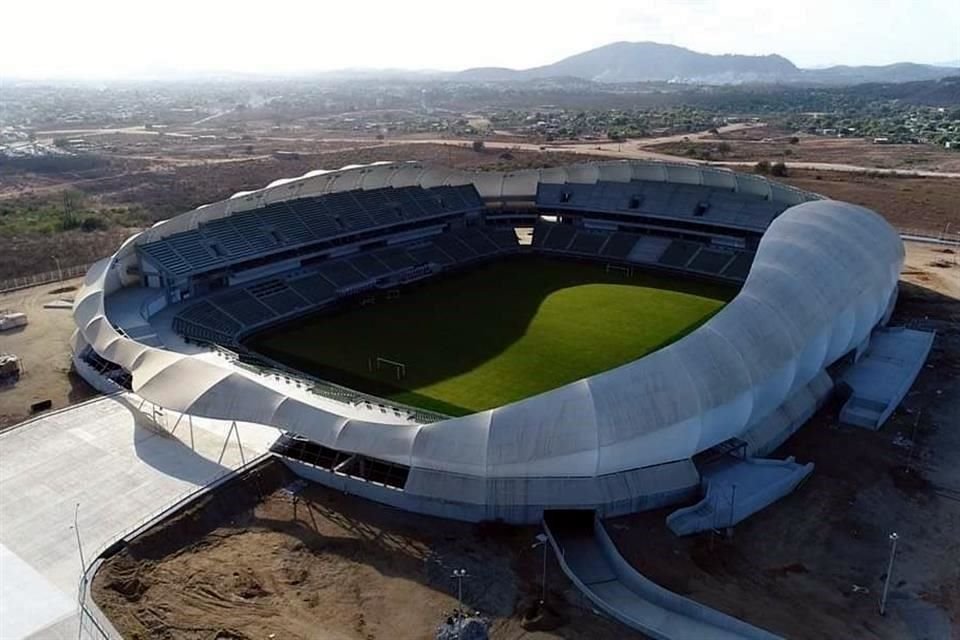 El presidente municipal de Mazatlán confirmó que abrirán el estadio con un 30 por ciento de aforo.