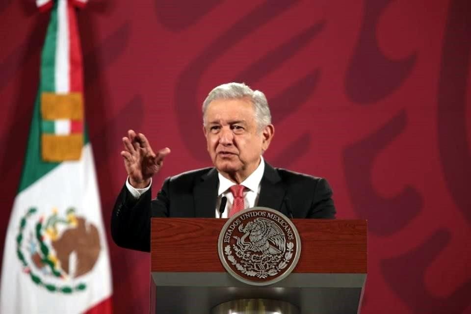 López Obrador afirmó que ante tanto golpeteo por la desaparición de fideicomisos, en Morena se tienen dudas sobre la reforma.