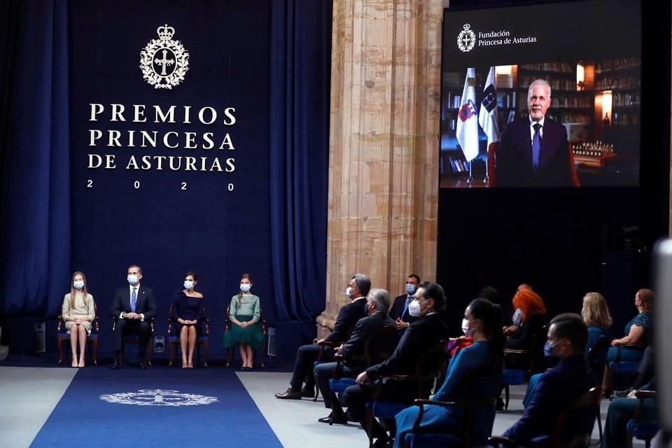 En su discurso, Raúl Padilla dijo que la FIL es una empresa pública creada y sostenida por la Universidad de Guadalajara.