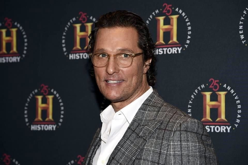 El actor Matthew McConaughey reveló en su libro de memorias, 'Greenlights', que fue abusado sexualmente en varias ocasiones durante su adolescencia.