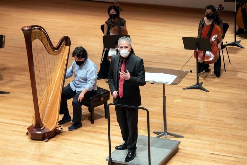 Concierto de la Orquesta de Cámara de Bellas Artes en el Cenart tras meses de confinamiento por Covid.