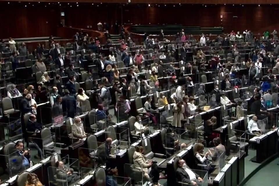 Una vez que Delgado asuma la dirigencia, podría darse una convocatoria para elegir al nuevo coordinador de la bancada en la Cámara baja.