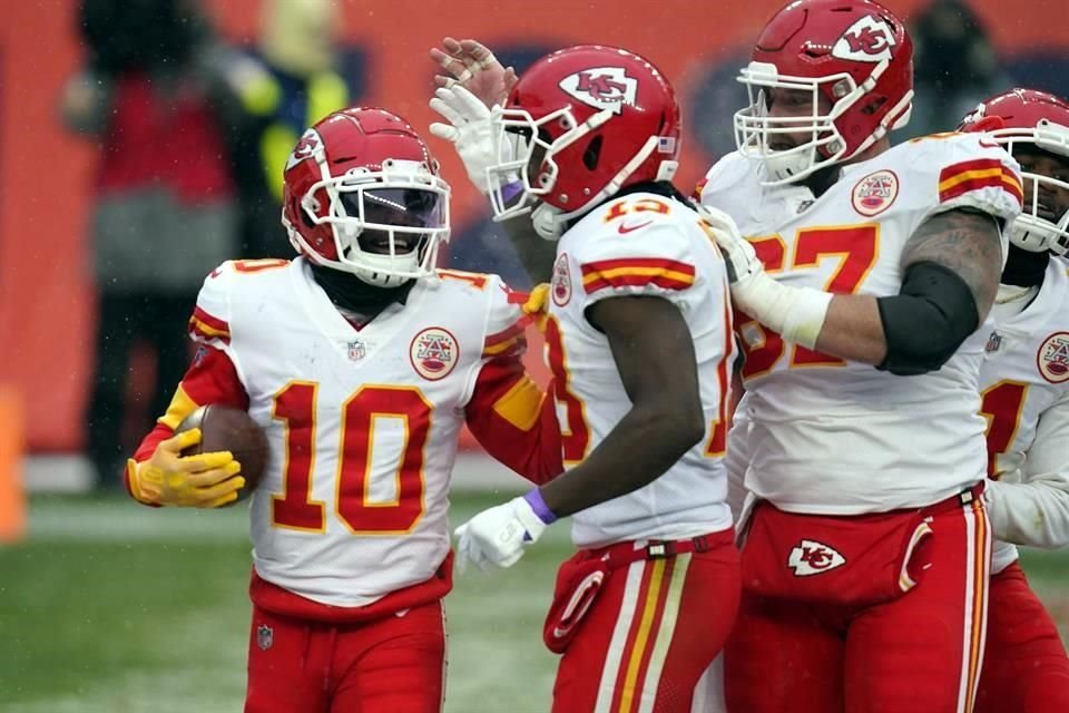 El equipo de kansas City no tuvo que ensforzarse mucho para derrotar a los Broncos.