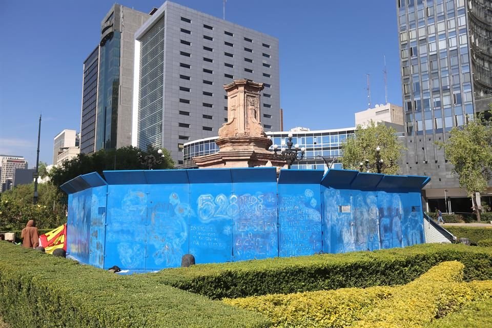 Así luce el lugar donde estaba instalada la estatua de Cristóbal Colón en Paseo de la Reforma.