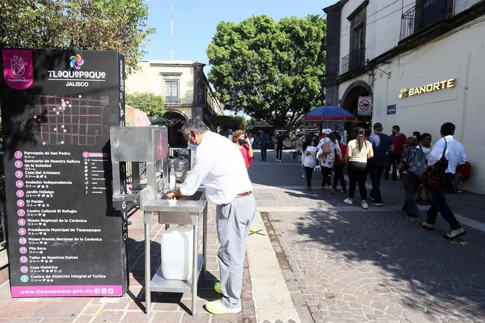 Filtro sanitario ubicado en el Centro de Tlaquepaque. La SSJ invitó a la población a continuar con las medidas necesarias.