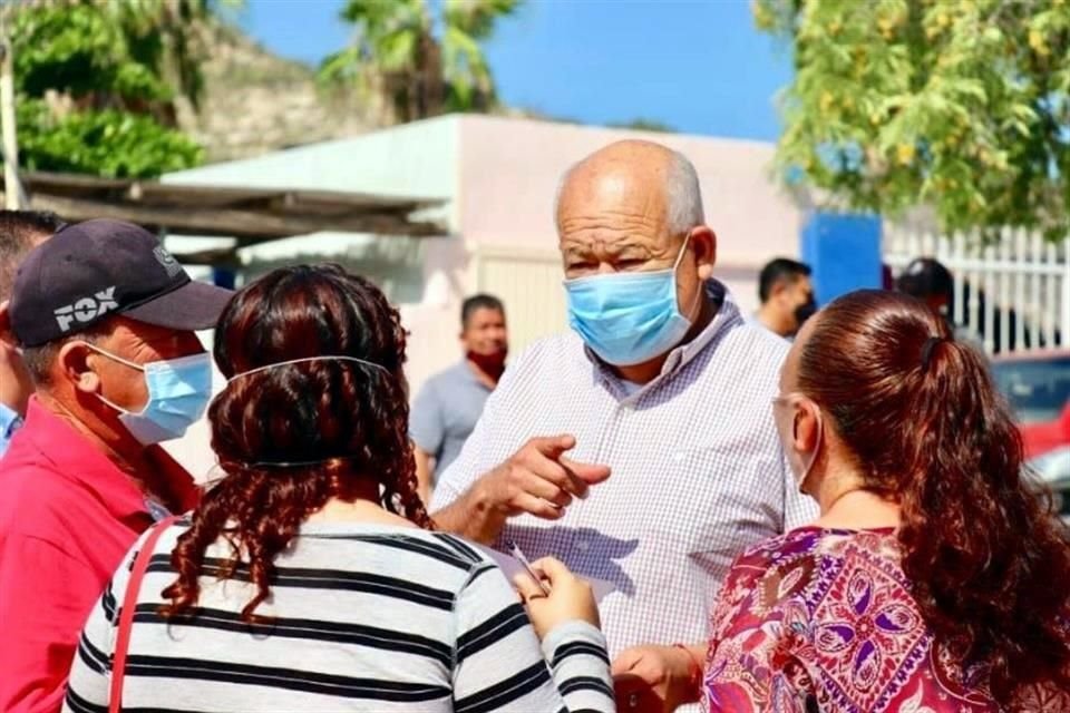 Víctor Manuel Castro Cosío, en Baja California Sur.