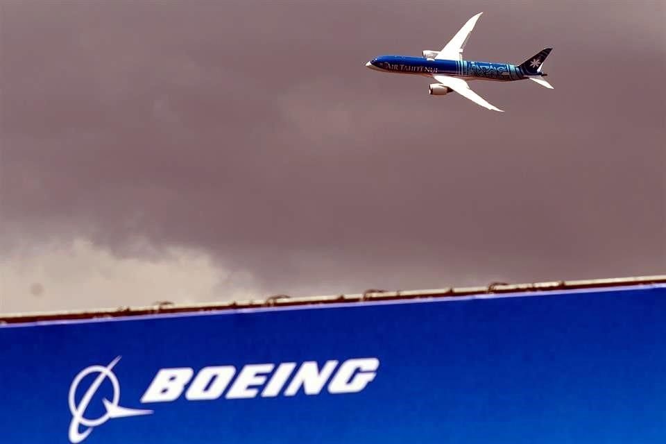 En el tercer trimestre de 2020, Boeing perdió 466 millones de dólares frente al beneficio de mil 167 millones registrado entre julio y septiembre del año pasado.