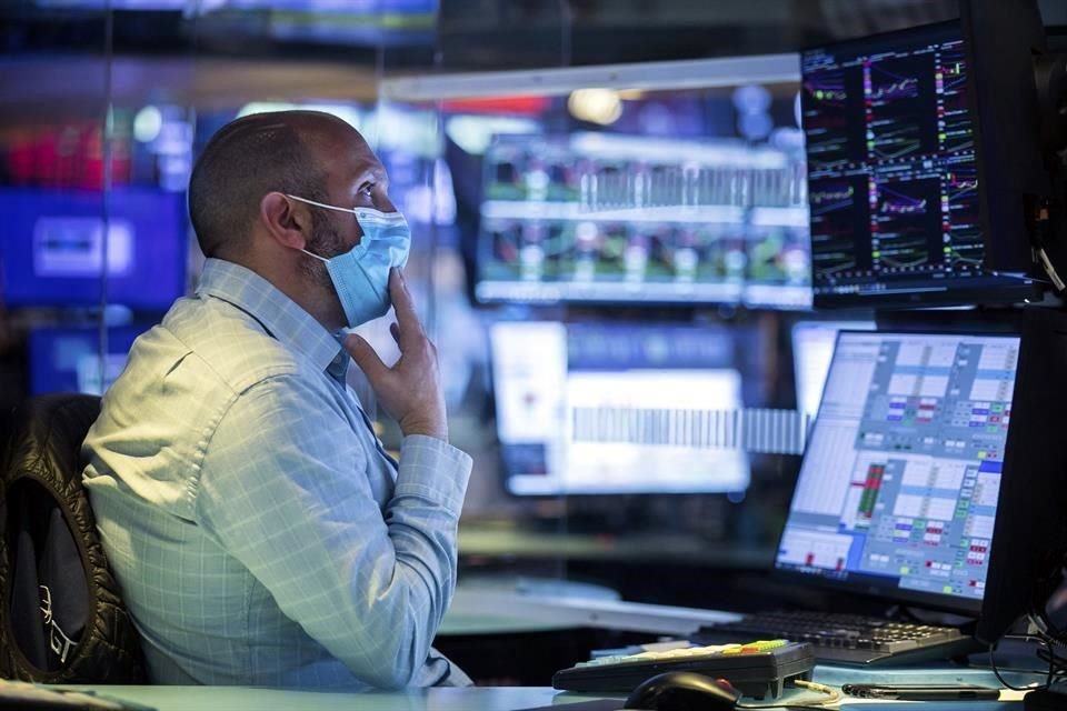 El Dow Jones quedó a 217 puntos del nivel de los 30 mil.