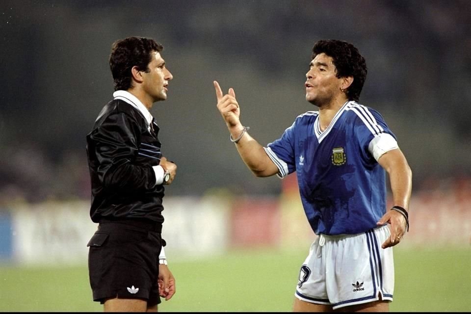 Diego Armando Maradona se dice enemigo de Codesal.