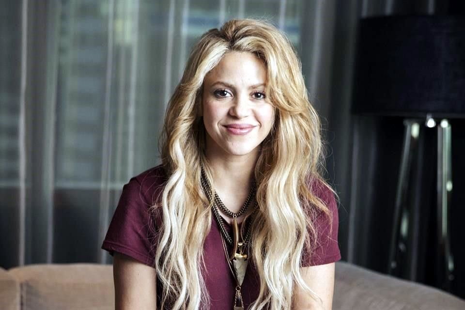 En un ensayo publicado por la revista TIME, Shakira pidió revertir la política migratoria de EU que ha provocado la separación de familias y dejado a niños sin sus padres.