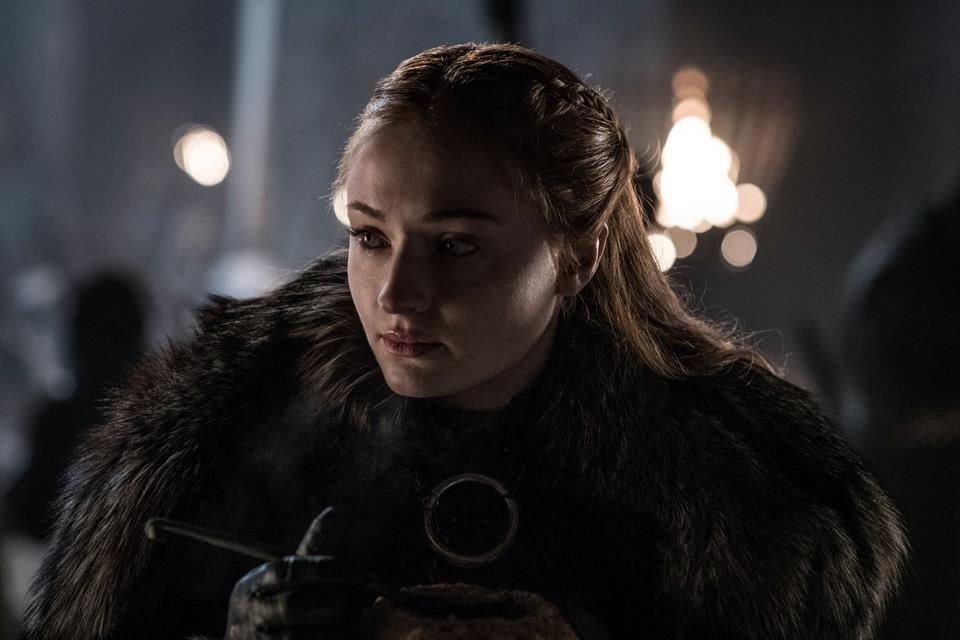 Sophie Turner, quien dio vida a Sansa Stark en 'Game of Thrones', prestará su vida a la Princesa Carlota de Inglaterra en la serie animada 'The Prince', que alista HBO Max.