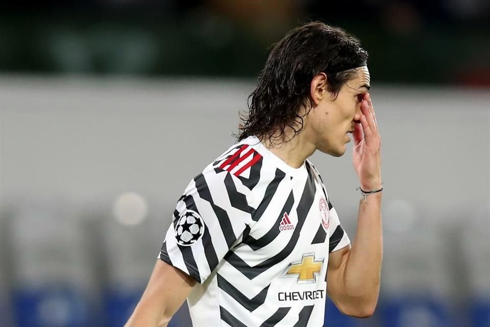 Edinson Cavani volvió a entrar de cambio, pero poco pudo hacer para la causa del Manchester United.