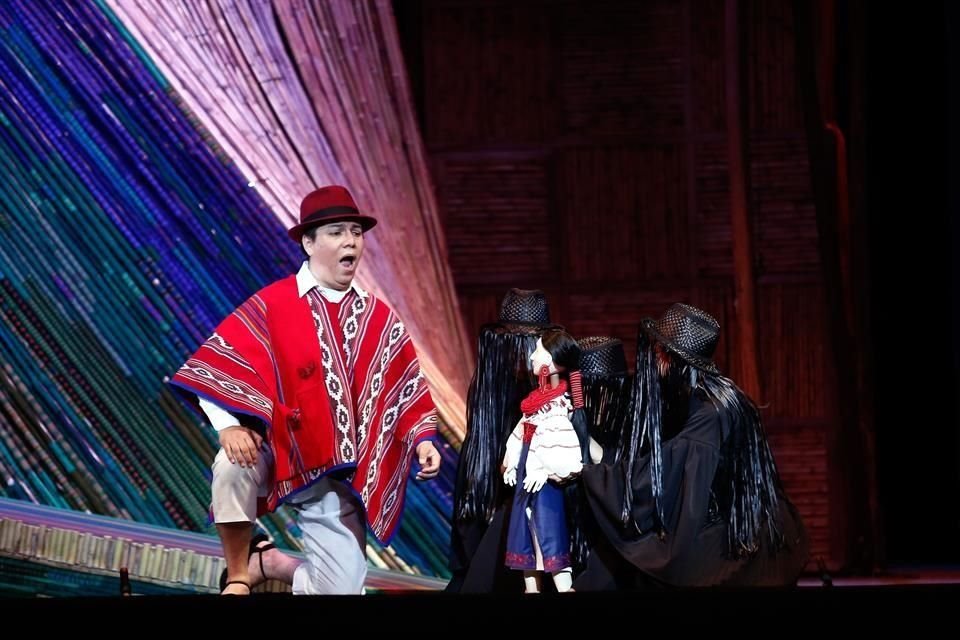 Junto a los músicos y los 59 cantantes, la ópera incluye 90 marionetas y títeres confeccionados por la española Alejandra Prieto, especialista en la técnica japonesa del bunraku.