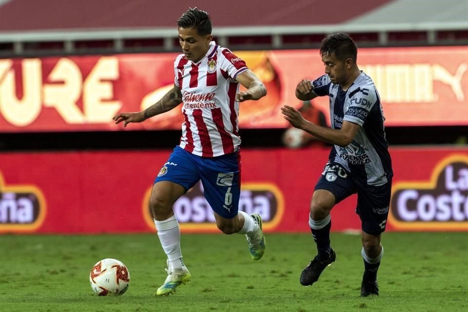 Dieter Villalpando quedó fuera de Chivas.