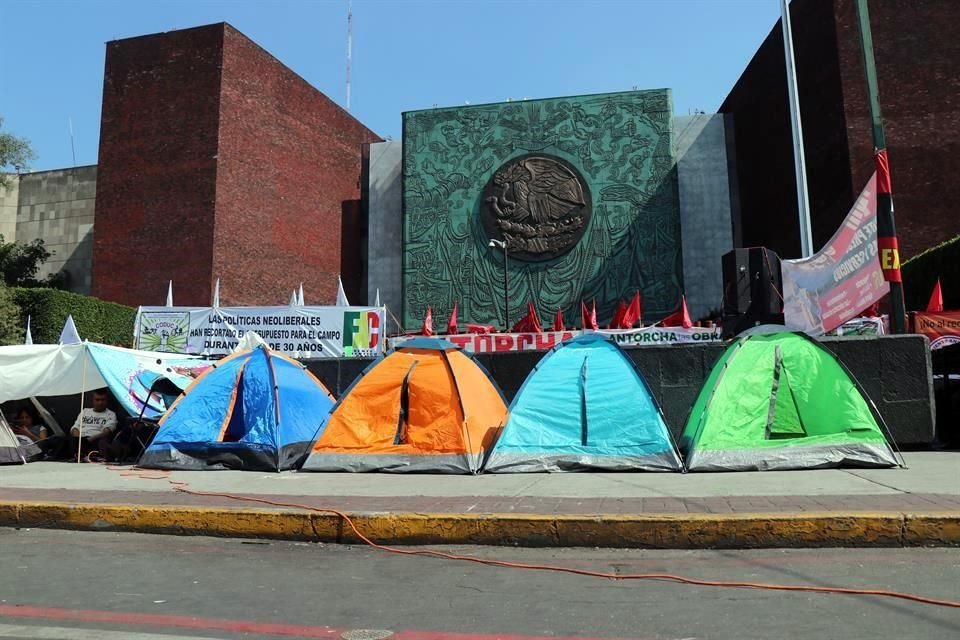 En 2019, organizaciones campesinas bloquearon los accesos a la Cámara en demanda de más presupuesto para el sector.