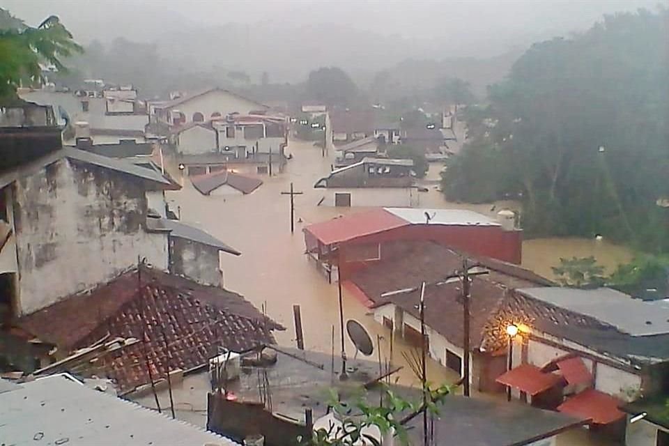 El pueblo mágico de Tapijulapa quedó bajo el agua.