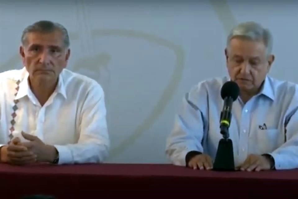 El Gobernador de Tabasco y el Presidente AMLO en conferencia de prensa.