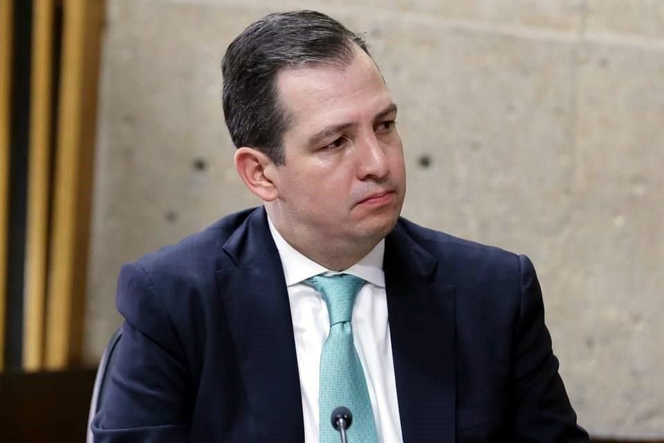 La UIF impugnó exoneración de FGR a Magistrado Vargas por caso de enriquecimiento ilícito y presentó una nueva denuncia.