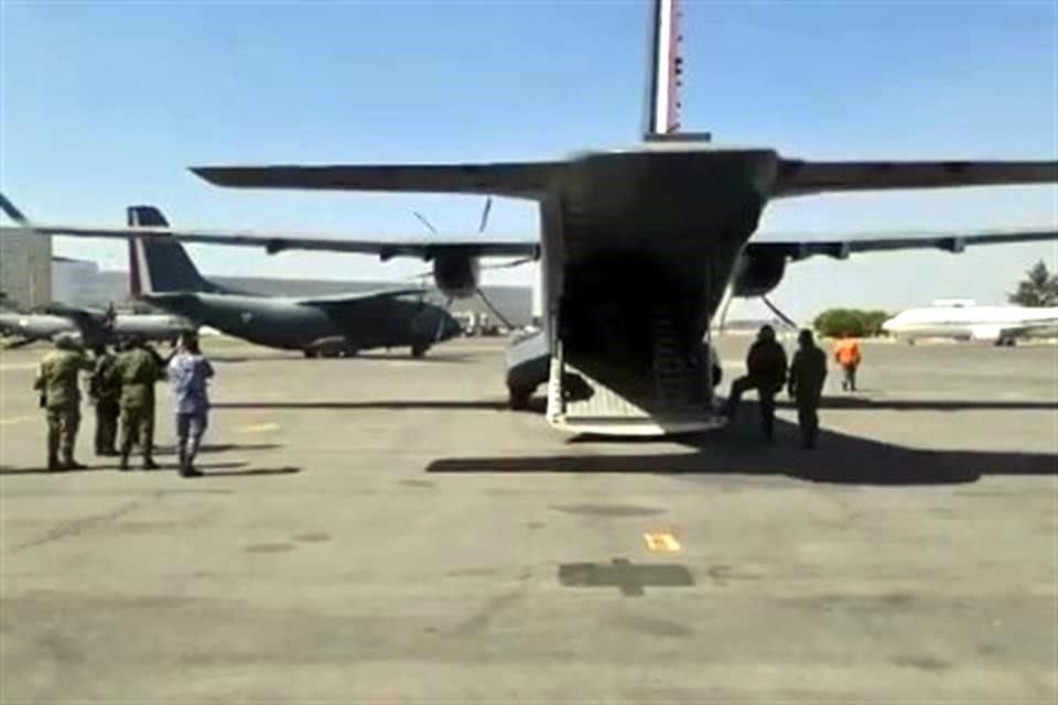 El Canciller Ebrard publicó en Twitter un video de la primera aeronave con ayuda enviada al sureste del País.