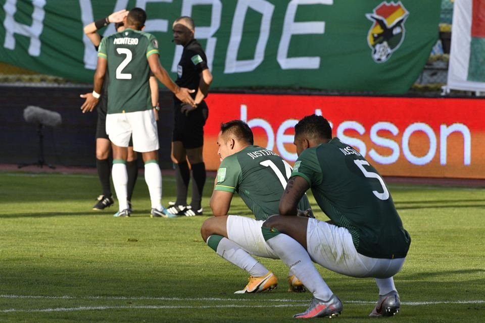 Bolivia lleva tres derrotas consecutivas y se aleja de Qatar 2022.