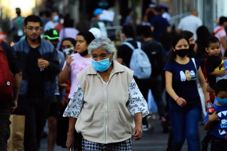 El PAN advirtió que hoy hay importantes zonas del País en semáforo rojo o que están a punto de pasar a éste, como la Ciudad de México.