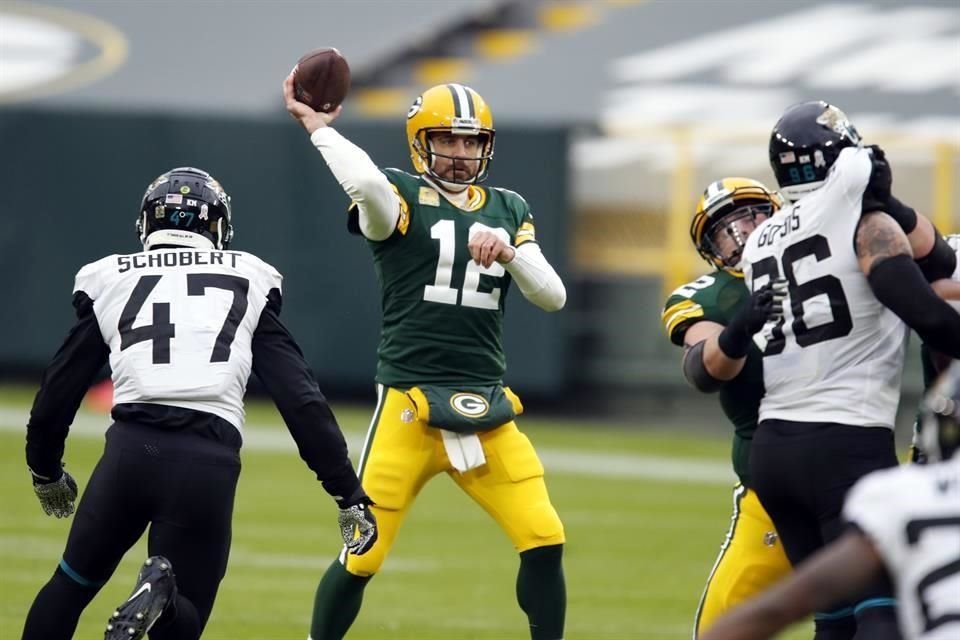 Aaron Rodgers sacó una vez más la experiencia y liderazgo.