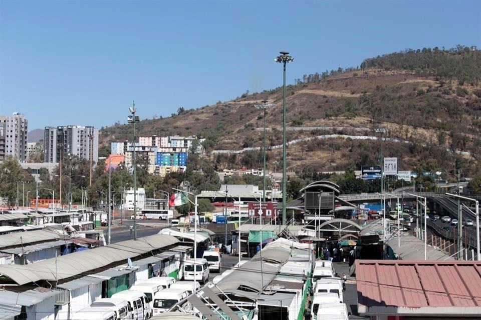 La ampliación del Mexicable para llegar a Indios Verdes requiere instalar columnas en el Cerro de Zacatenco.