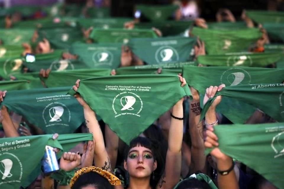 En la sentencia aprobada ayer, el máximo tribunal subrayó las libertades de las mujeres.