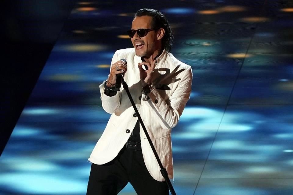 Marc Antony cantó 'Un Amor Eterno' en los LAtin Grammy 2020