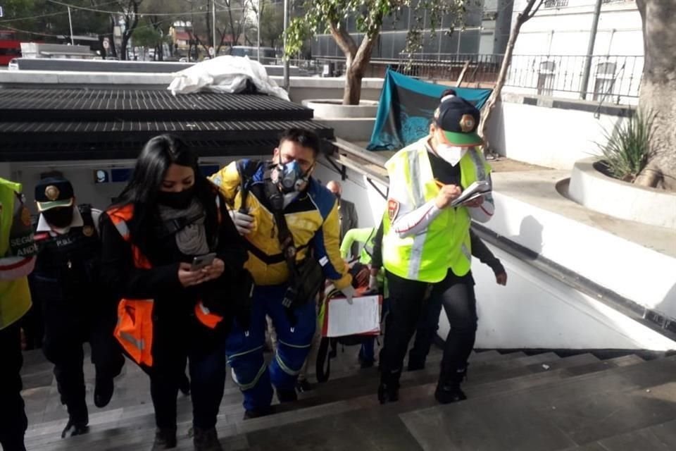 El hombre tuvo que ser trasladado a un hospital.