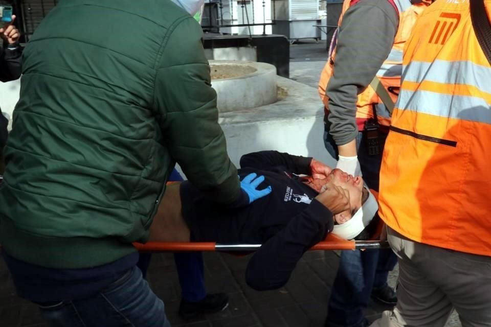 El sujeto sufrió un traumatismo de cráneo moderado por el golpe.