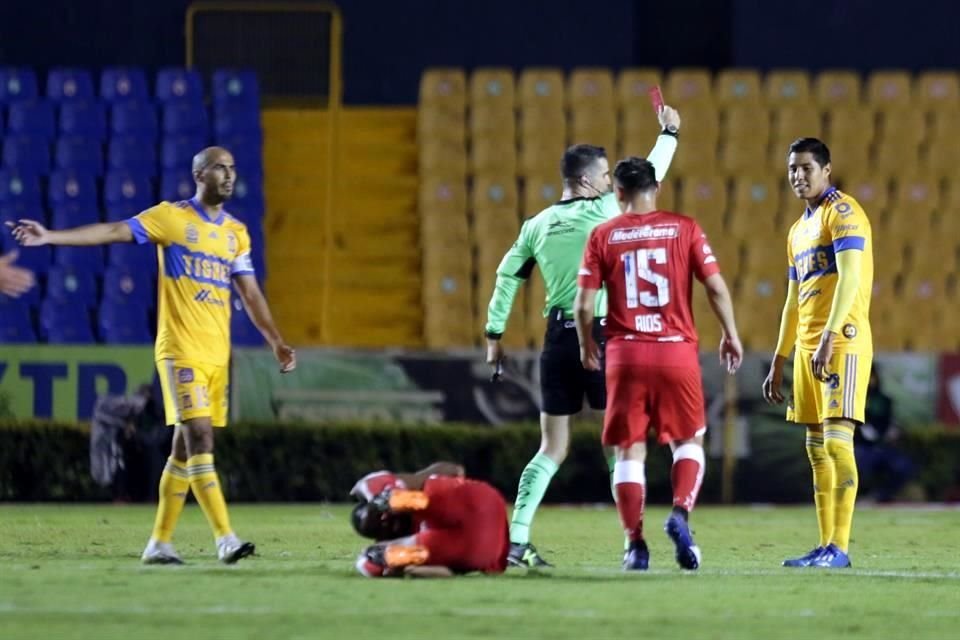 Hugo Ayala no estará disponible para la ida de Cuartos de Final contra Cruz Azul.