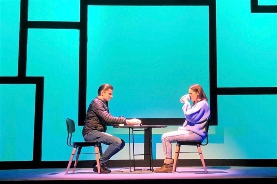 'Chico Conoce a Chica' se presentará a partir del domingo 29 de noviembre a las 13:00 horas y hasta el 9 de diciembre en el Teatro Milán.