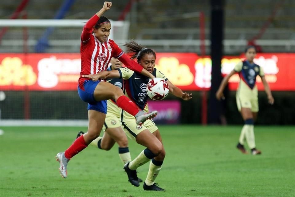 Chivas y América se miden en los Cuartos de Final de la Femenil y Varonil.