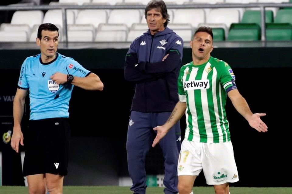 El conjunto verdiblanco no gana en LaLiga desde el el 1 de noviembre, cuando derrotó  en casa 3-1 al Elche.