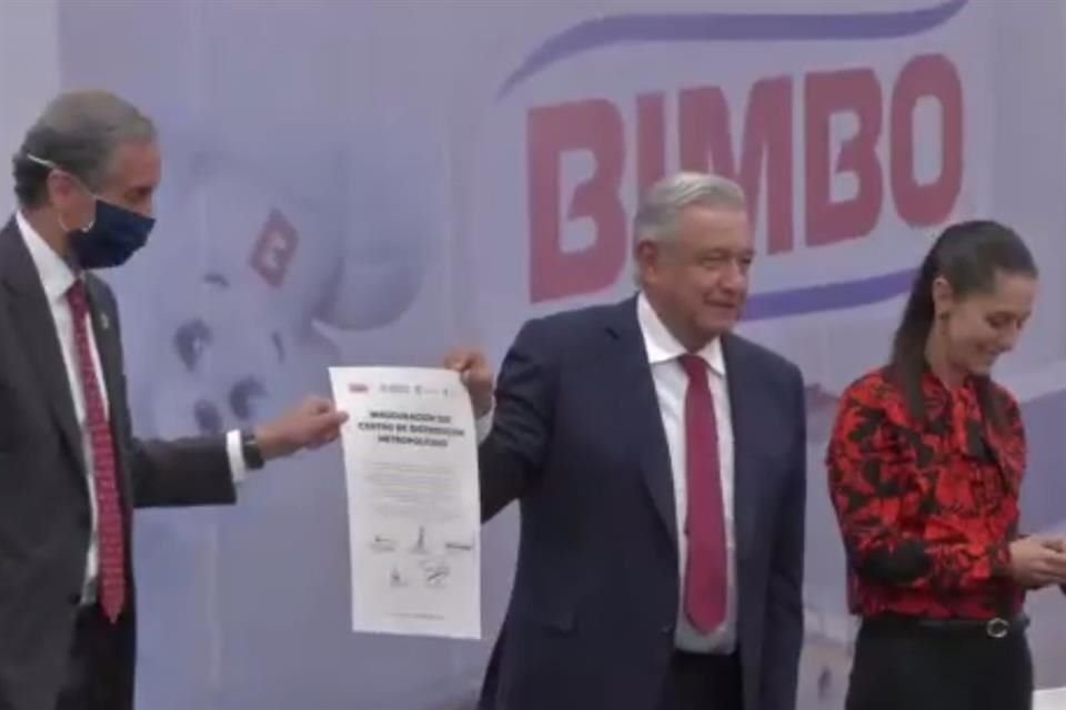 Con la presencia de AMLO y Sheinbaum, Grupo Bimbo realizó la inauguración de su Centro de Distribución Metropolitano en la CDMX.