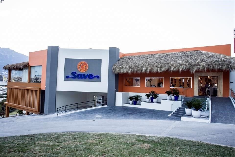 Actualmente el Grupo Soto Soberanes cuenta con tres sucursales de su restaurante Save en Guadalajara, una más en Querétaro, y la nueva de San Pedro, Garza García, N.L.