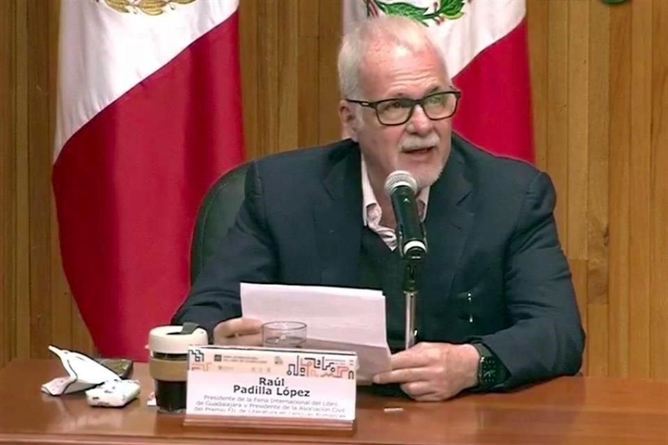 Raúl Padilla López, en la rueda de prensa de balance de la 34 edición de la FIL.