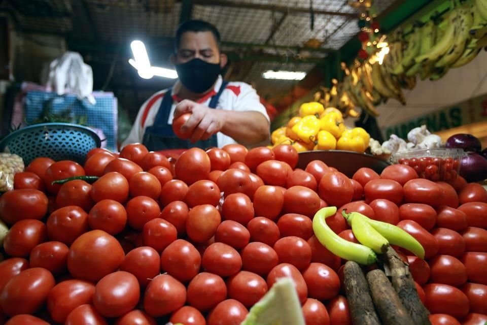 En la primera mitad de diciembre, la inflación anual registró su menor tasa en 12 quincenas.