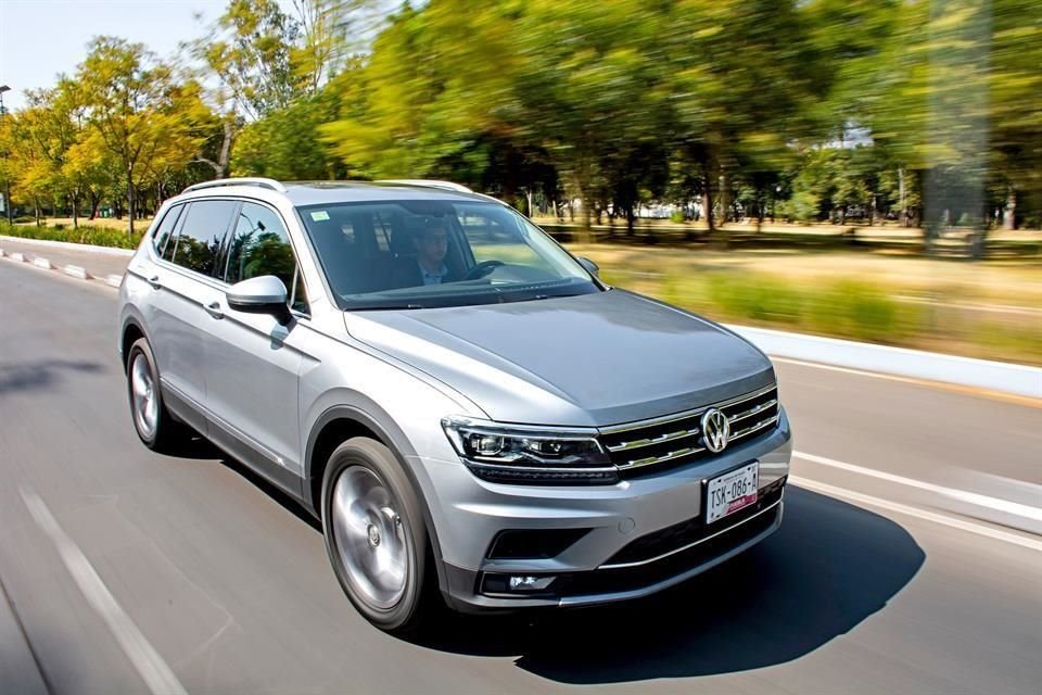 La Tiguan de Volkswagen tiene techo panorámico y motor turbo.